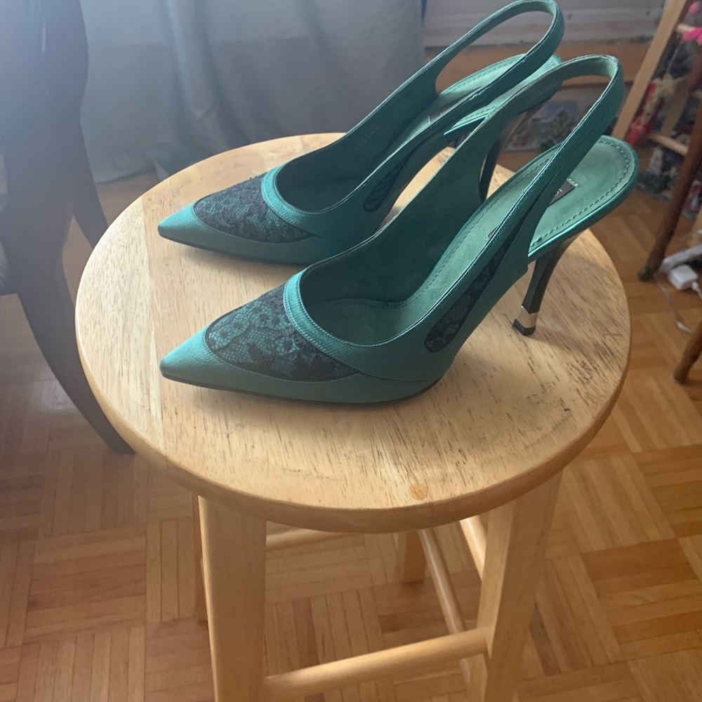 Louis Vuitton Green Stiletto Slingback Heels